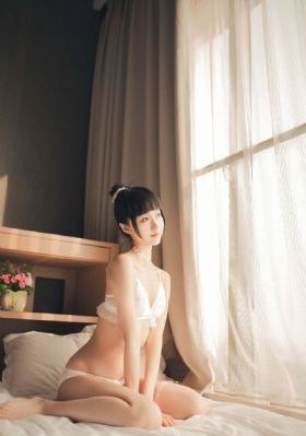 国产99免费视频_720最新电影在线观看